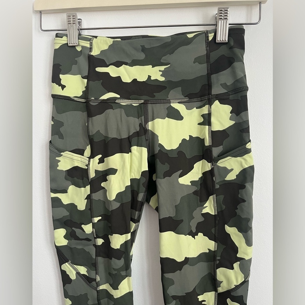 Lululemon Fast and Free Tight 25" Nulux - Heritage 365 Camo Crispin Green - US 4 - Picture 2 of 7